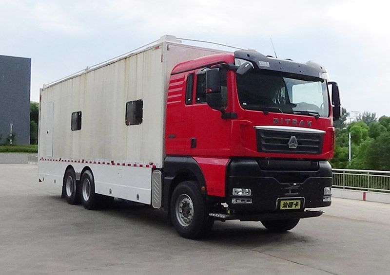 程力牌CLW5210XZHZ6型指挥车