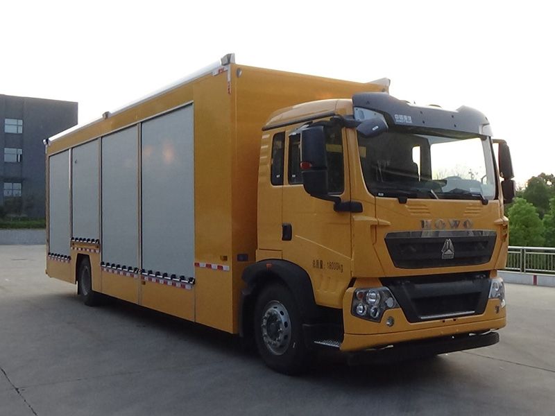 程力牌CLW5180XJS6型净水车