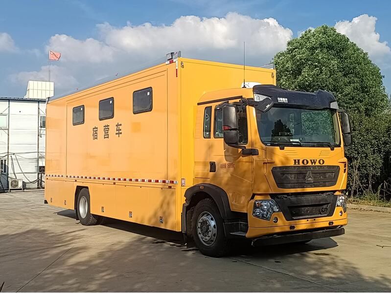 程力牌CL5160TSY6ABZ型宿营车