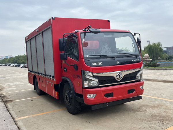 程力牌CSC5120XZB6型装备车