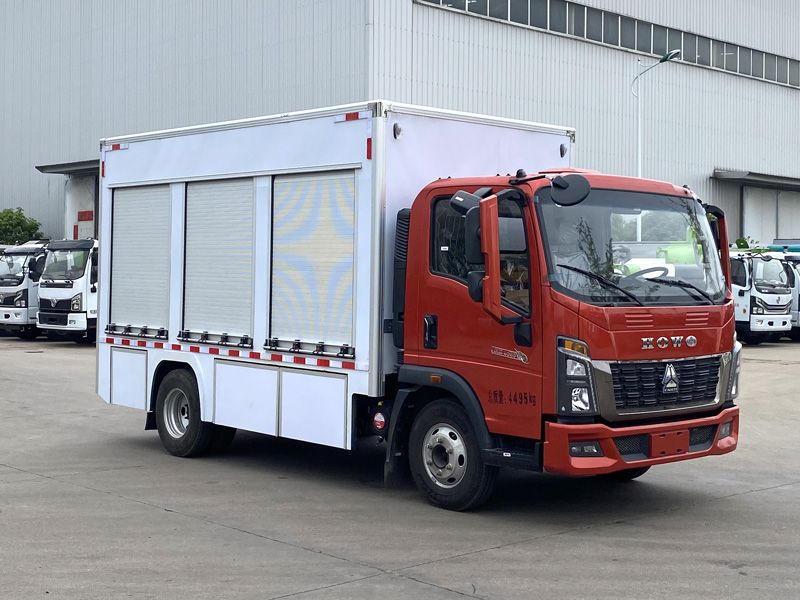 程力牌CSC5047XZBZ6型装备车